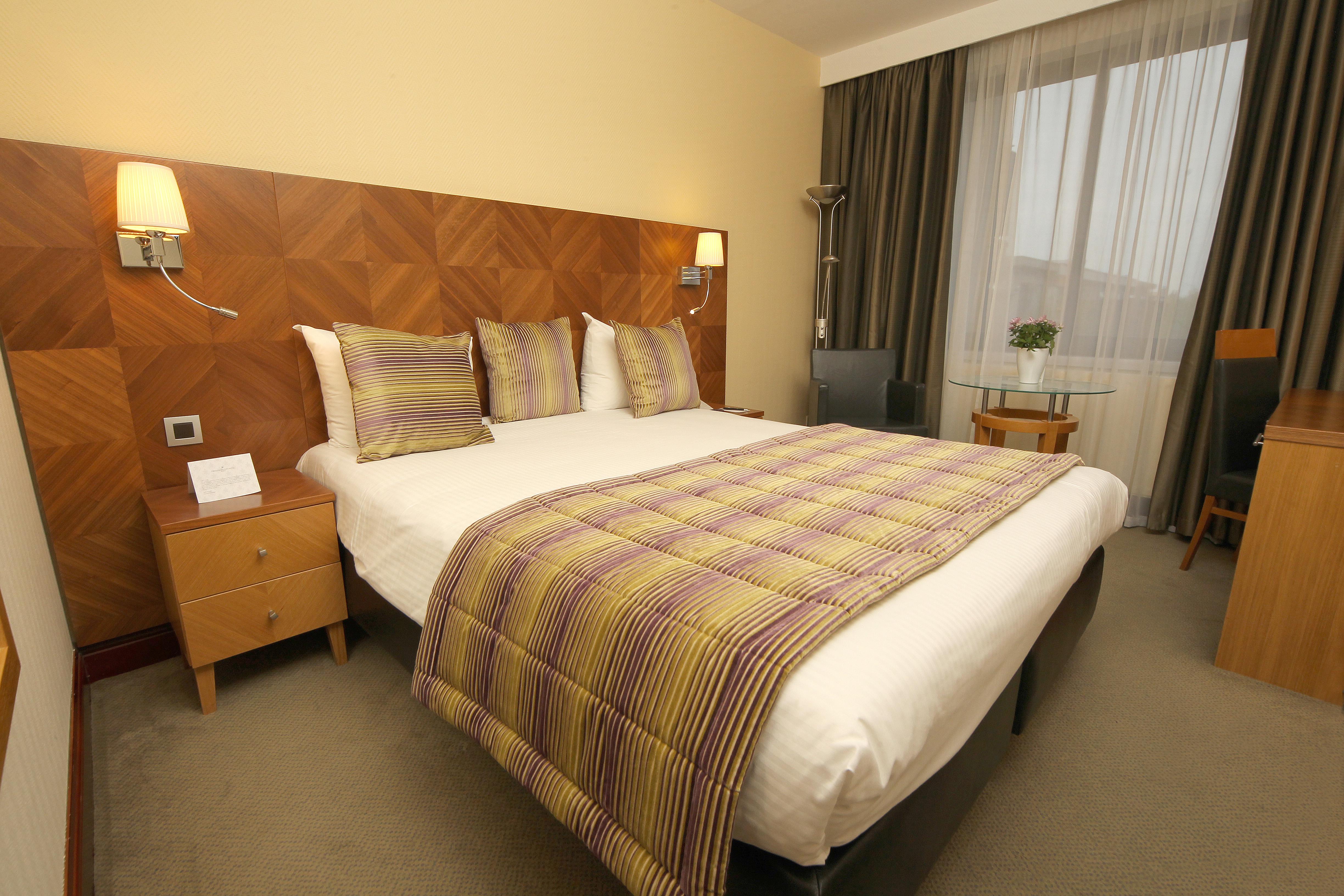 Gresham Belson Brussels Brussels